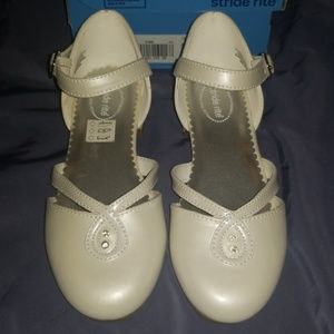 Girls shoes *NEW* Size 13.5M